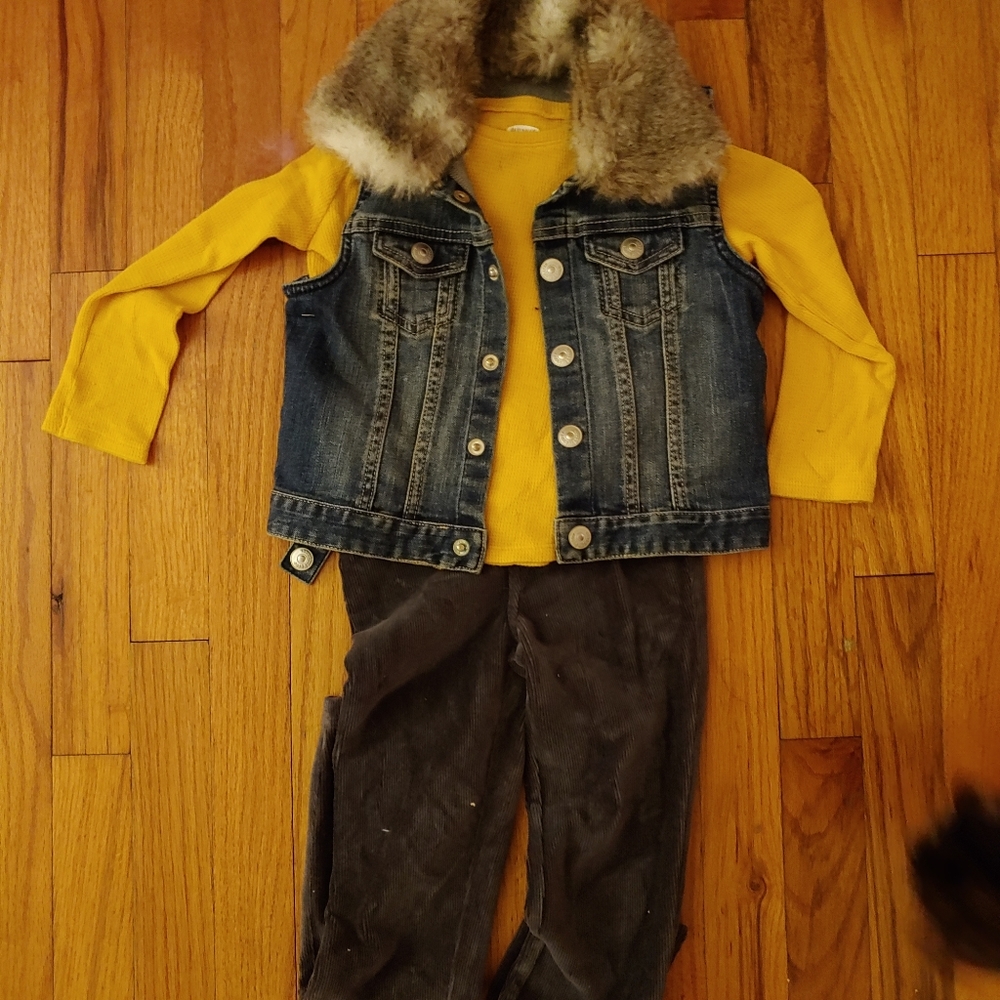 **sold** Cute toddler outfit